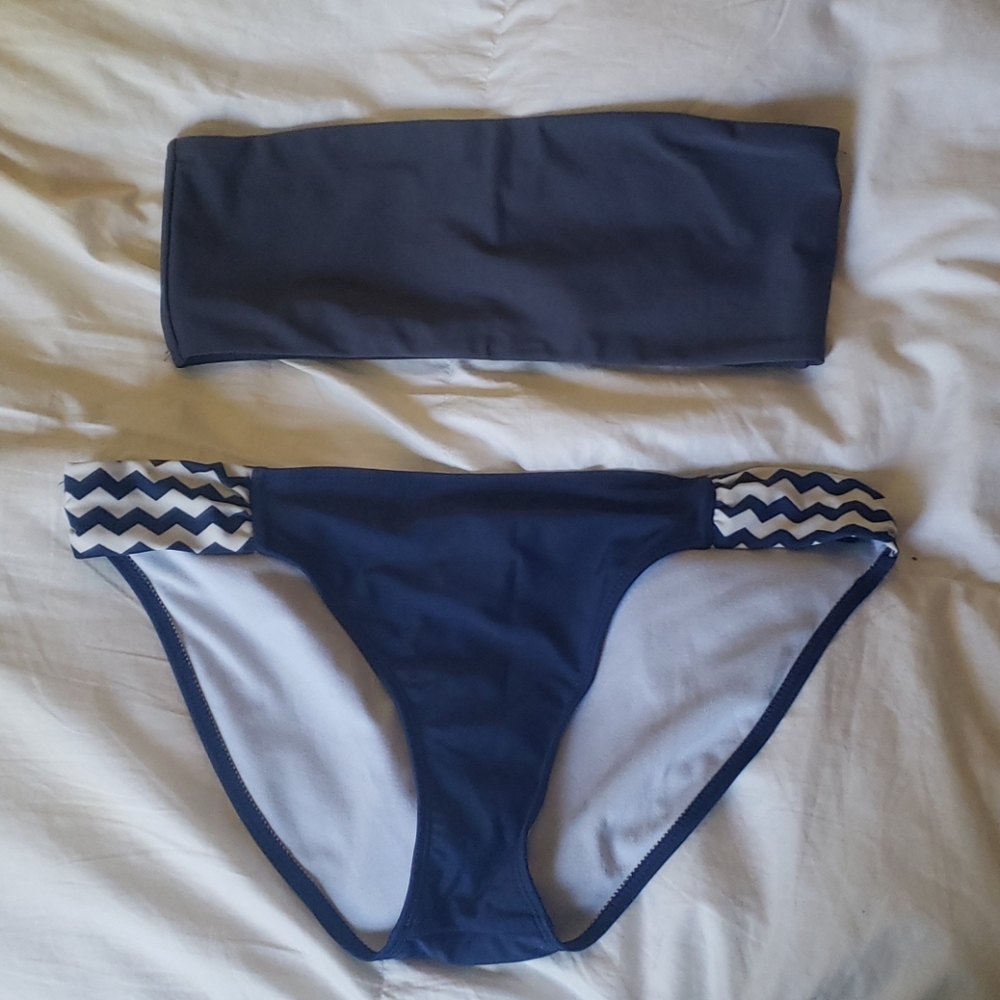 Bikini bottoms